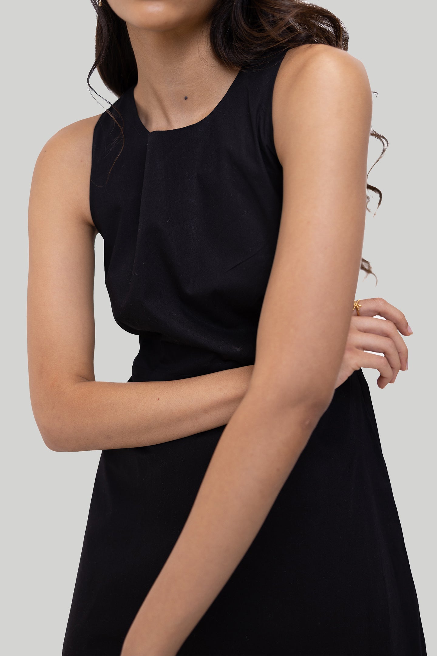 Cross-back Midi Dress in Black 100% Organic Cotton